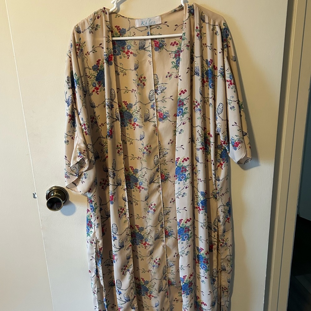 Floral Beige Kimono
